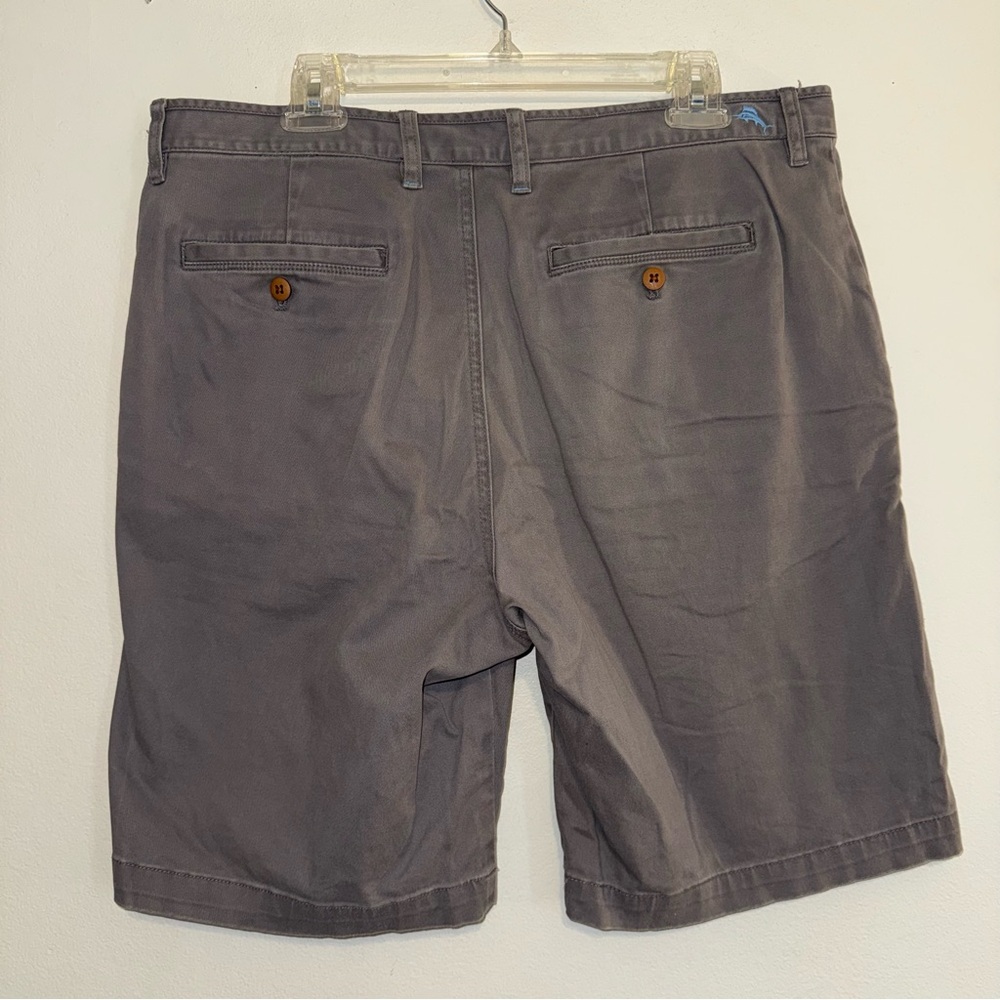 Tommy Bahama Men’s Gray Flat Front Shorts Size 36 Marlin Logo Cotton/Spandex - Picture 2 of 5